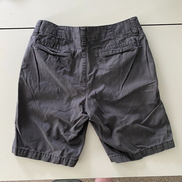 Old Navy Men's Lived-in Straight Shorts size 30 - 2 PAIRS - Picture 5 of 5
